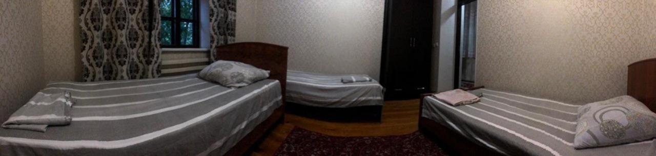 Отель Be My Guest Ош Экстерьер фото