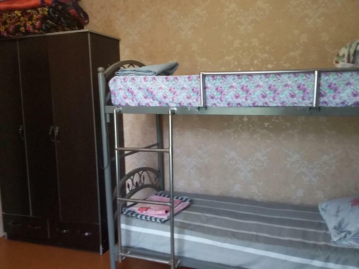 Отель Be My Guest Ош Экстерьер фото